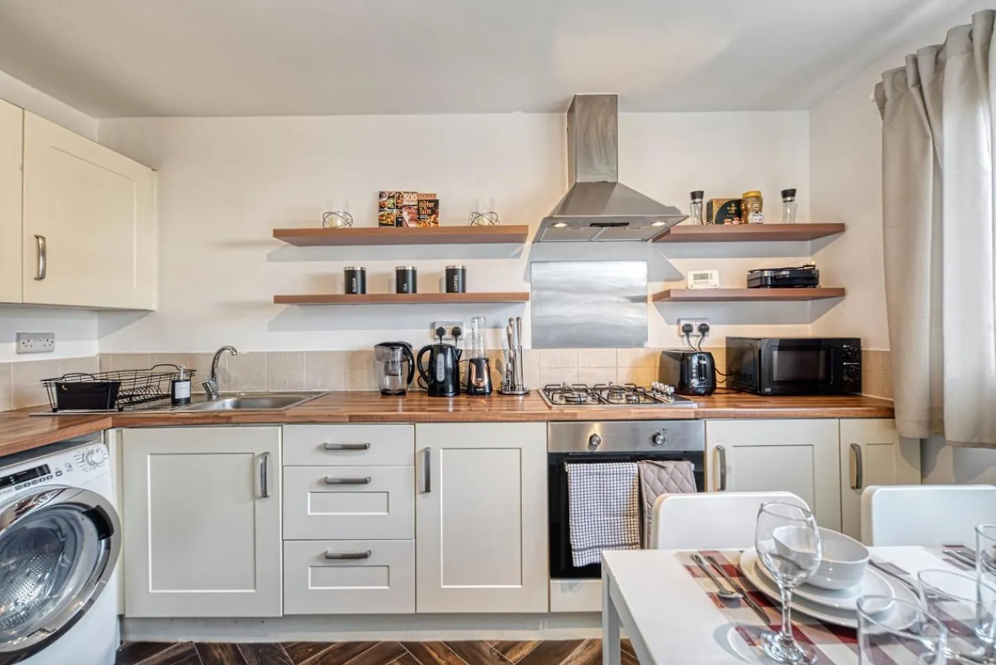 Central Nottingham 3 Bed House With Driveway